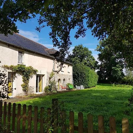 Auberge De La Hardouinais-Arduen Saint-Launeuc Exterior foto